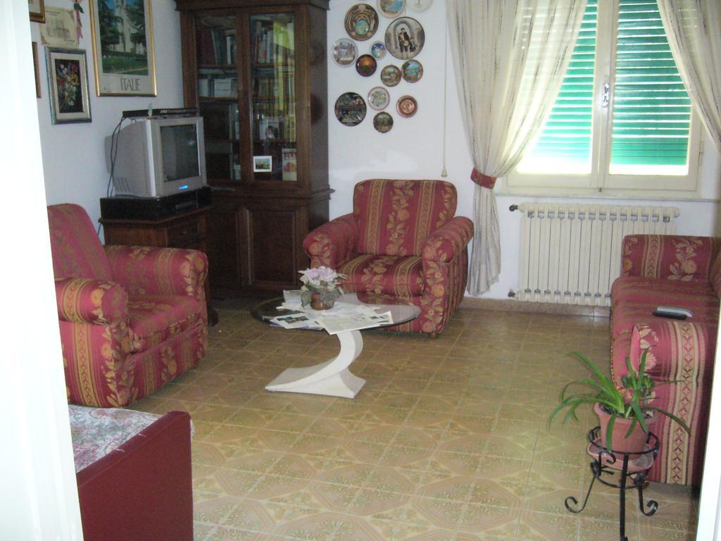 Albergo Villa Canapini تْشيانشانو  تيرمي المظهر الخارجي الصورة