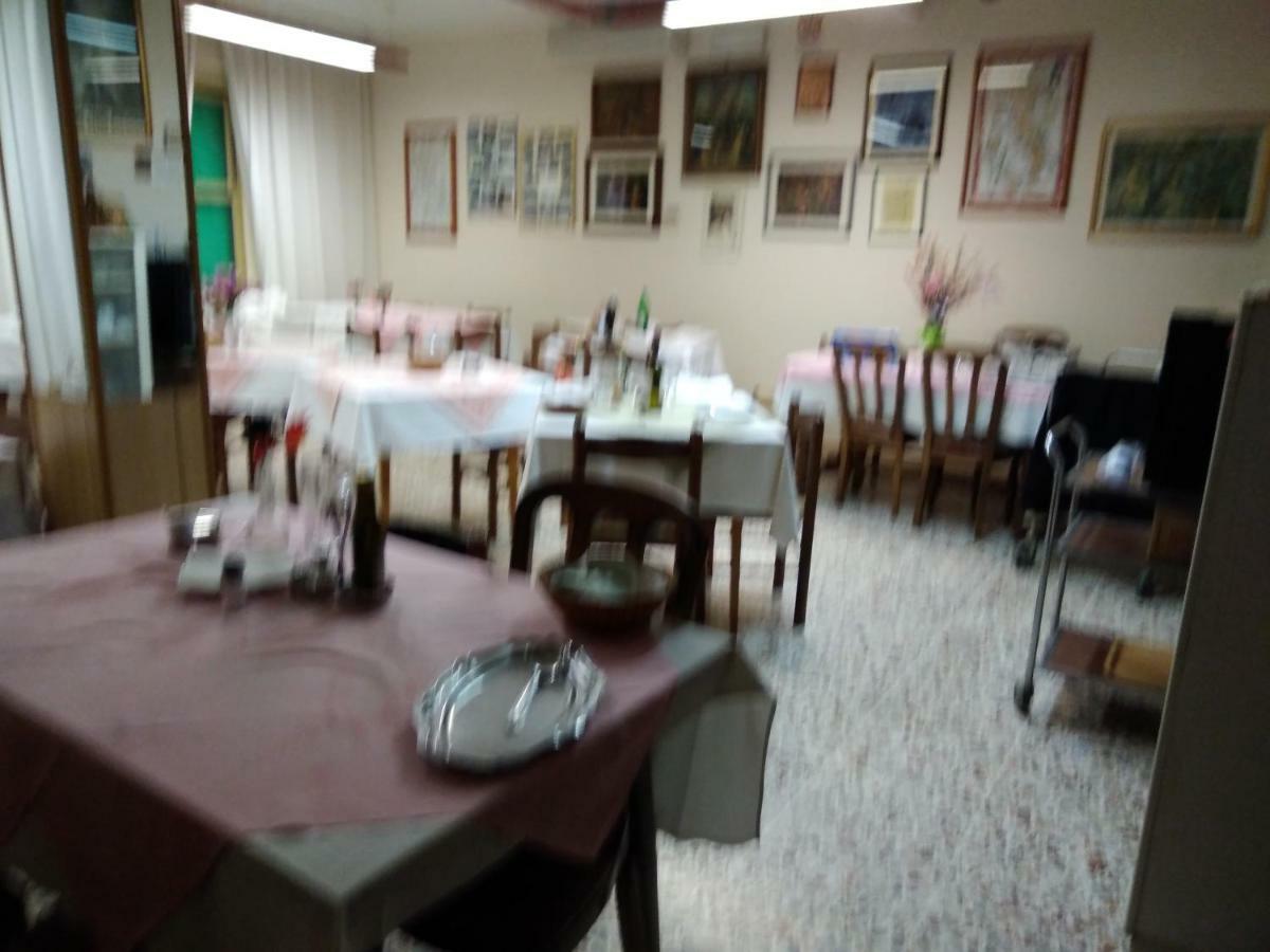 Albergo Villa Canapini تْشيانشانو  تيرمي المظهر الخارجي الصورة