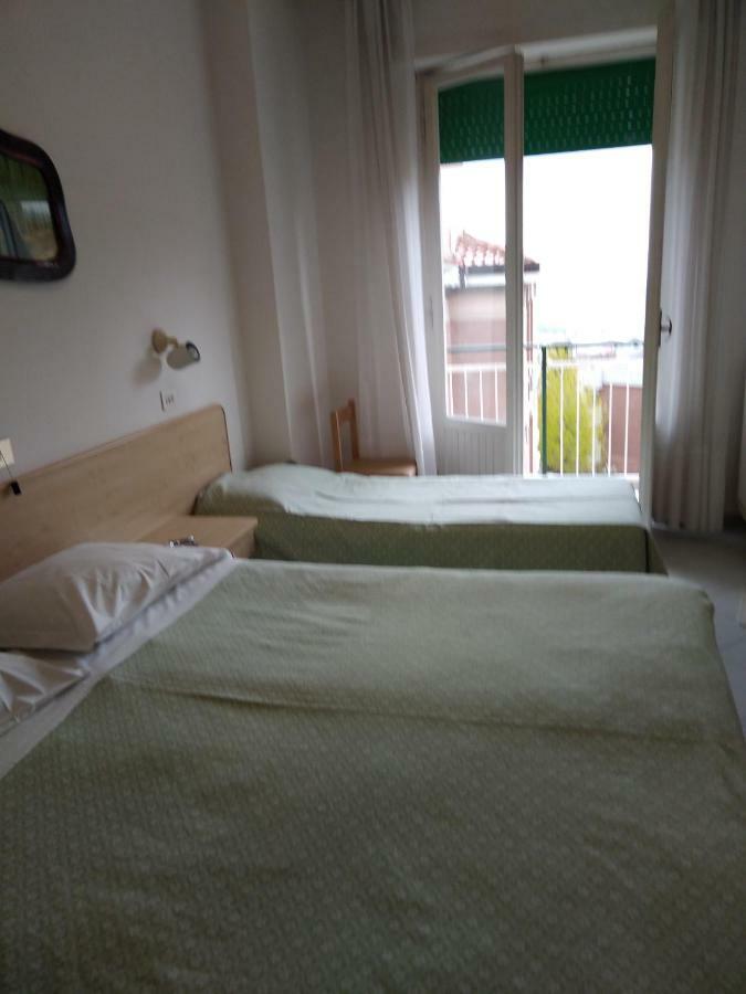 Albergo Villa Canapini تْشيانشانو  تيرمي المظهر الخارجي الصورة